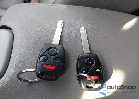 2012 Honda Accord 3.5 Ex-L from USA, damaged, VIN 1HGCP3F82CA030396